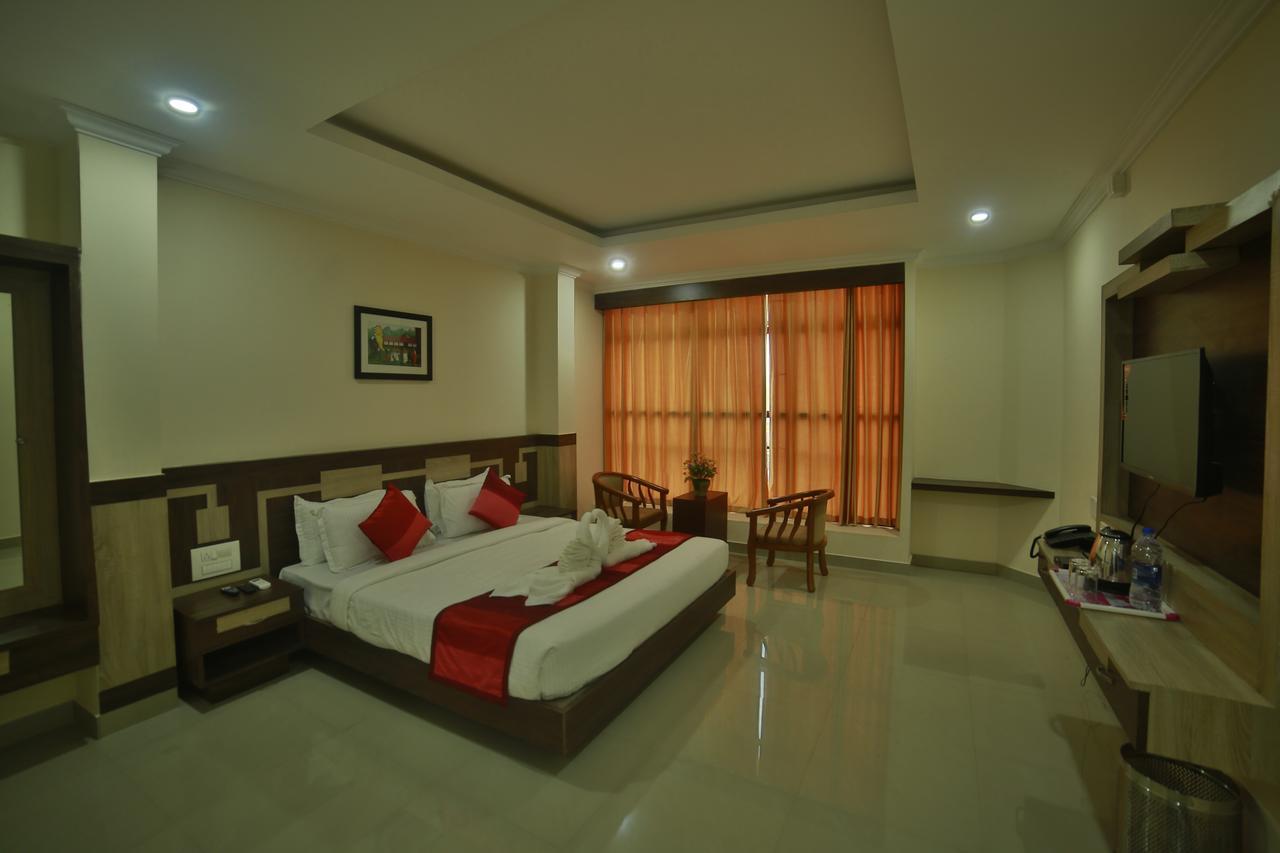 Hotel Horizon International Tullipurmbu Extérieur photo